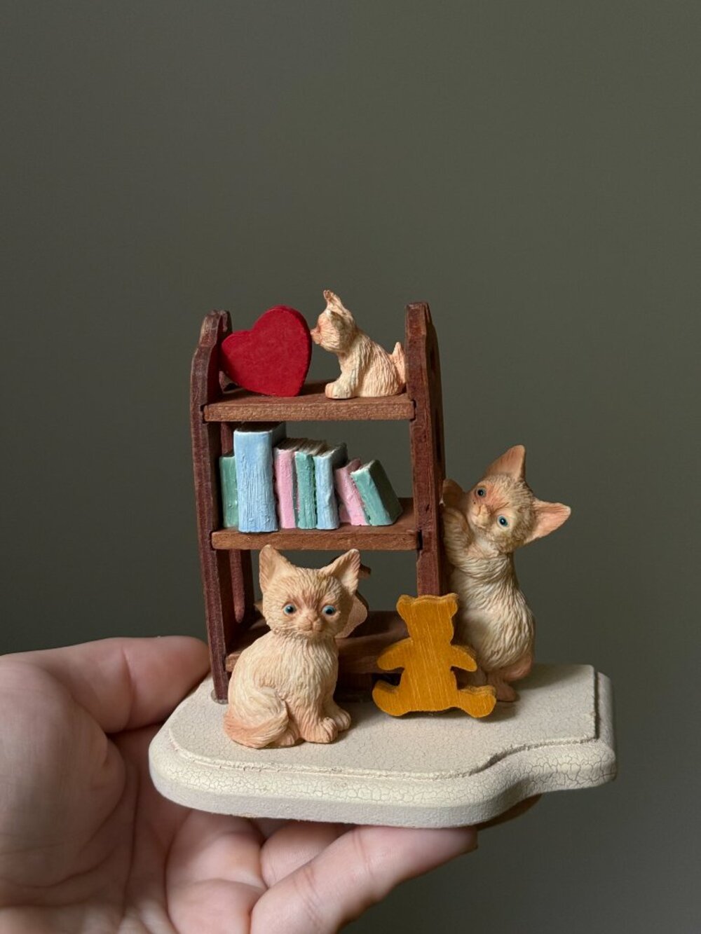 Enesco Resin Cat Bookcase Playing Figurine c1990s Decor Cottagecore